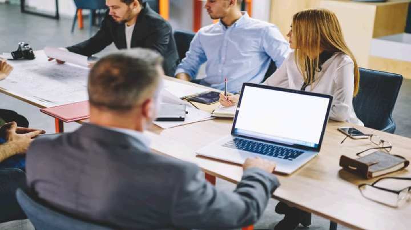 Sesión de trabajo de consultoría con el equipo del cliente